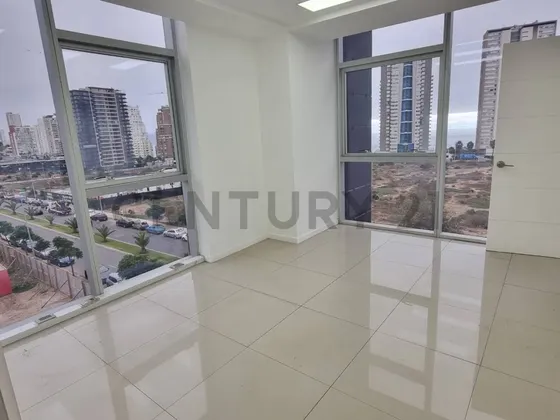 Oportunidad De Inversión, Oficina 2 Privados 1 Baño
