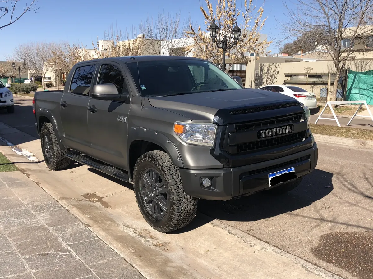 5.7 V8 Nafta425249863600721921