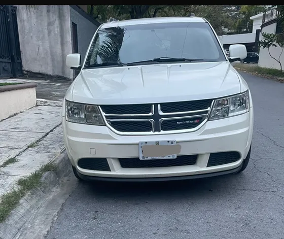 Dodge Journey 2.4 Sxt 5 Pas At