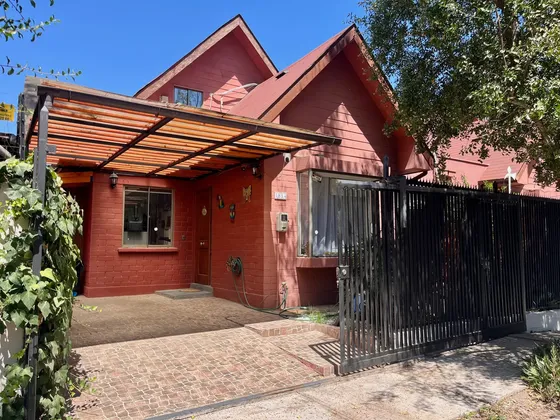 Casa En Barrio Los Tuliperos Ll, Buena Conectividad En Buin
