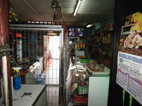 Se Vende Inmueble Con Negocio. (83653)