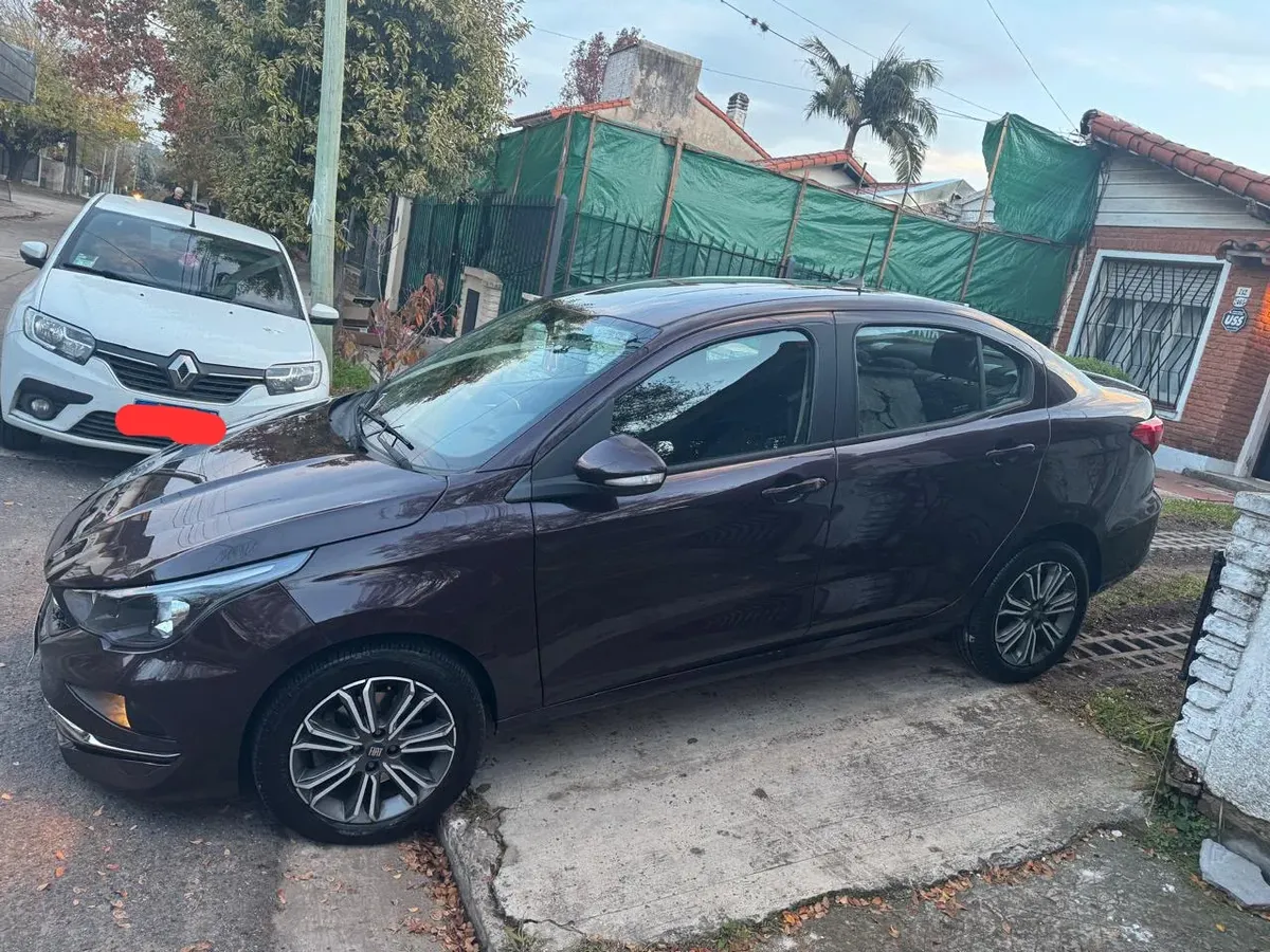 Fiat Cronos 1.8 16v Precision542242264822599684