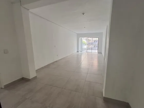Local En Arriendo Ubicado En Medellin Sector Laureles (25377).