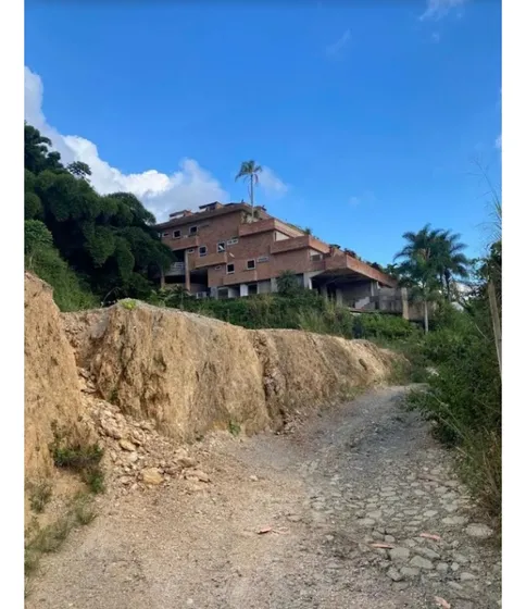 Vendo Terreno En Urbanización Alto Hatillo 
