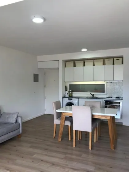 Excelente. Departamento 2 Ambientes. Zona Residencial