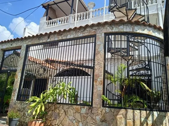 Casa En Venta Valle Arriba Mls 23-133
