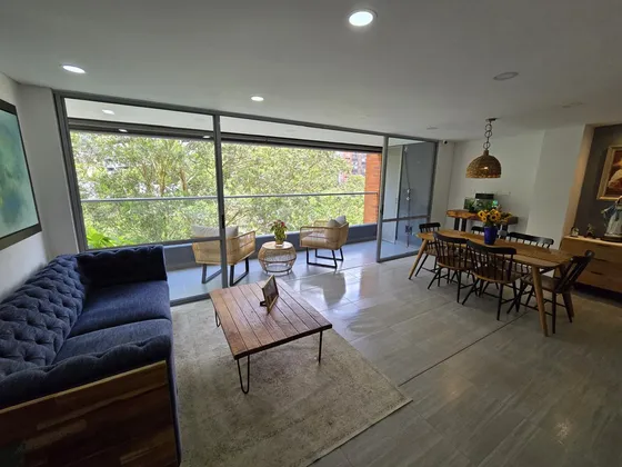 Se Vende Apartamento En Sabaneta, San Jose Parte Baja 139m2, 950 Millones (18741).