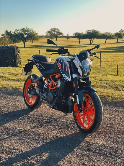 Ktm Duke 390