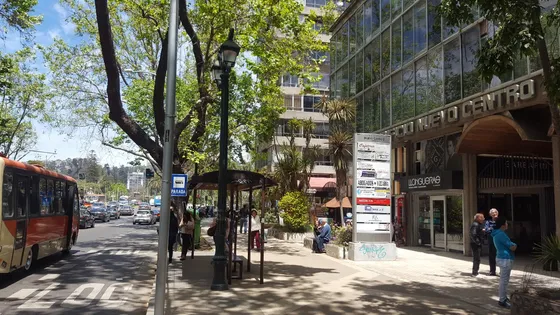 Se Vende Estacionamiento Con Bodega En Av Libertad