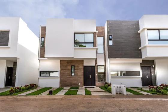 Casa En Venta En Cancun Modelo Fericit