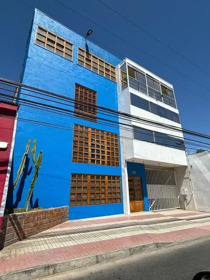 Se Arrienda: Hotel U Oficinas Centro De Copiapo.