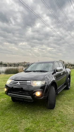 Mitsubishi L200 3.2 Cab Doble 4wd Cr 170cv At