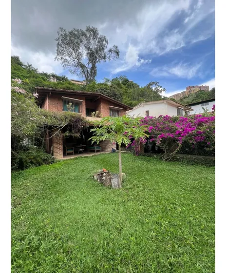 Vendo Casa 424m2 San Luis 5387