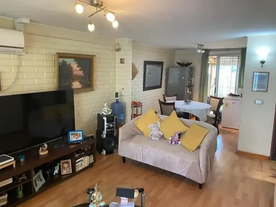 Cómoda Casa Ubicada En Villa El Alba P22 De Avda. La Florida