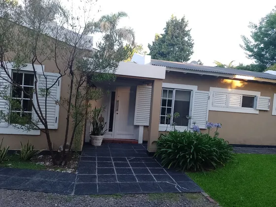Casa A La Venta En La Reja, Moreno