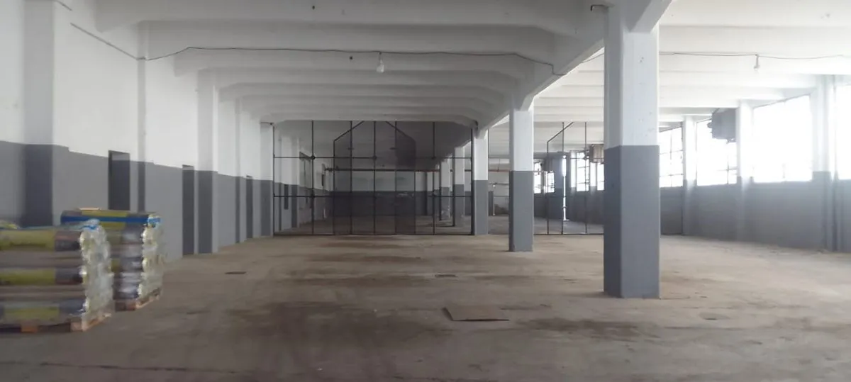 Industrial Warehouse Rental – 980 m², Quilmes