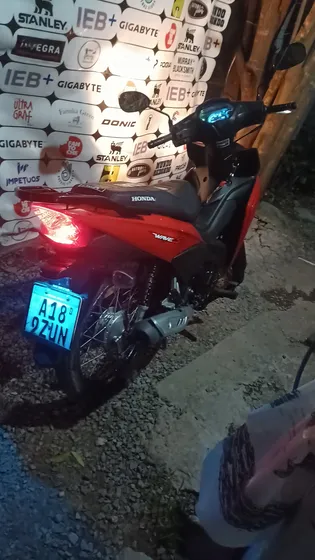 Honda Wave 2023 Impecable Titular Vtv Seguro Todo Al Día
