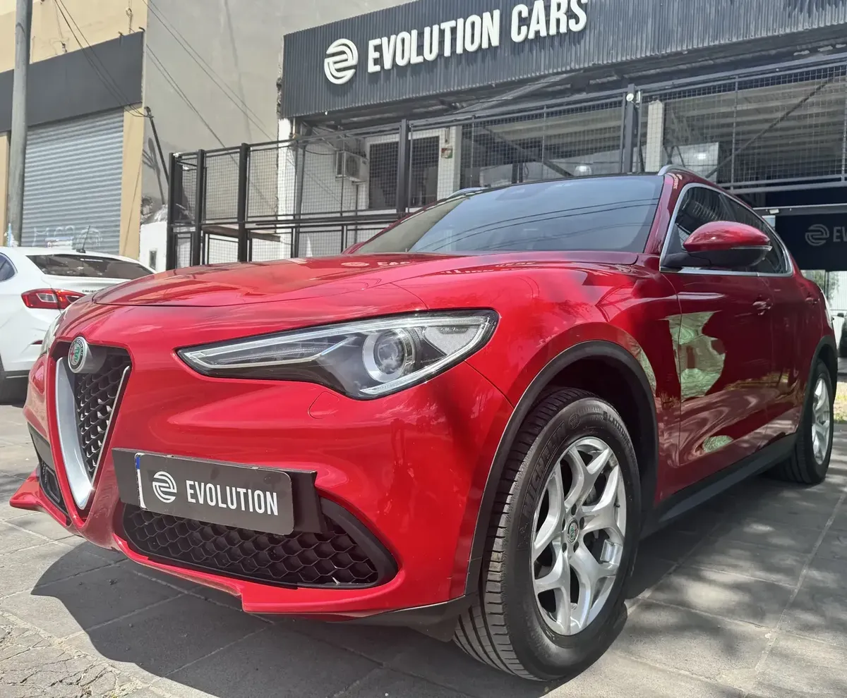 Alfa Romeo Stelvio Distinctive