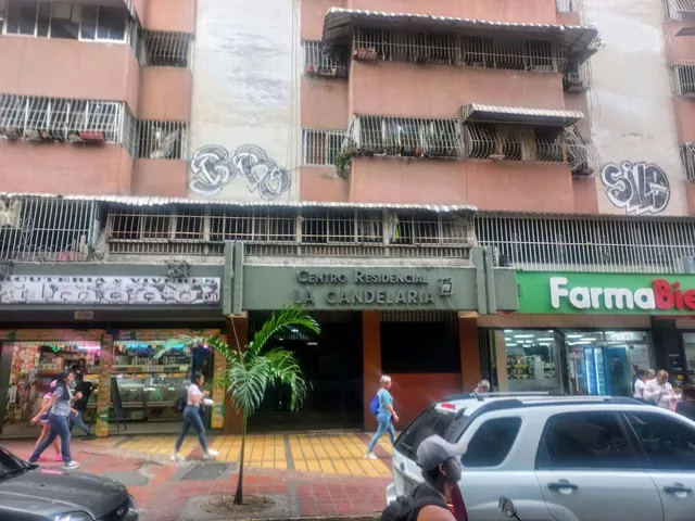 En Venta Excelente Apartamento En La Candelaria. Aa