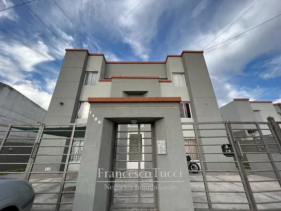 Ph En Venta En Castelar Sur