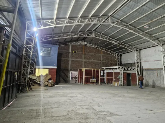 Excelente Bodega/ Patente Industrial Inofensiva /san Diego