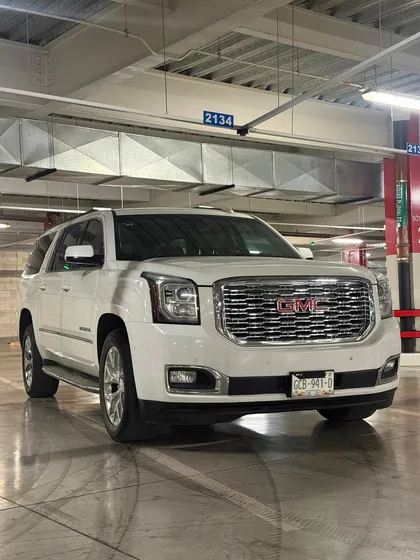 Gmc Yukon 6.2 V8 Denali Xl