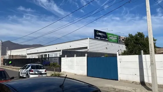 Se Arrienda Gran Local Comercial En Sector Mall Quillota