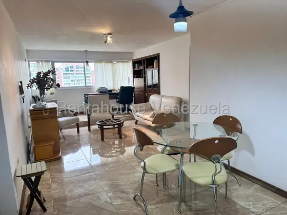 25-23724 Amplio Apartamento  En Venta En San Jose 