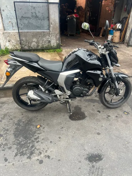 Fz 2.0 2018 17500 Km Último Precio No Permuto, Titular
