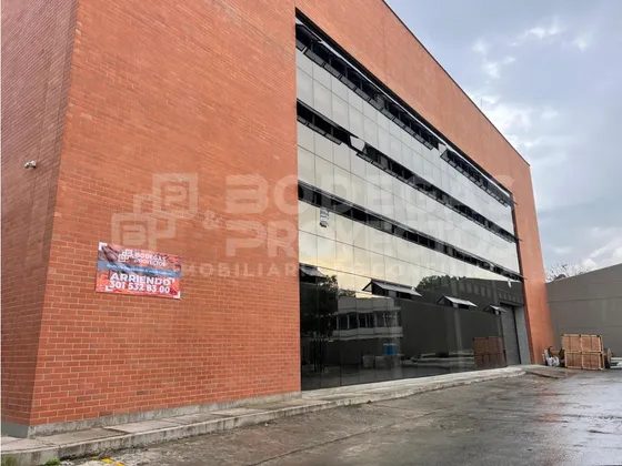 Bodega Disponible Para Arriendo En Medellín 