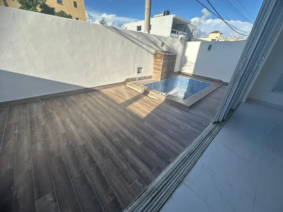 Residencial De Casa Bien Espaciosas Con Piscinas Y Sin Piscina En San Isidro 