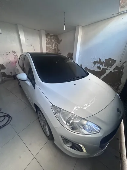 Peugeot 308 2.0 Feline Flex Aut. 5p