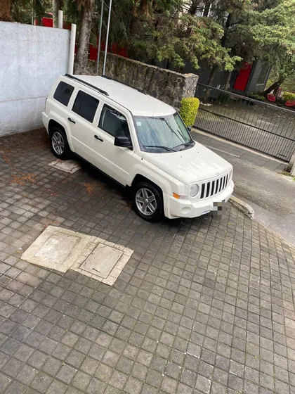 Jeep Patriot 2.4 Base 4x2 Mt