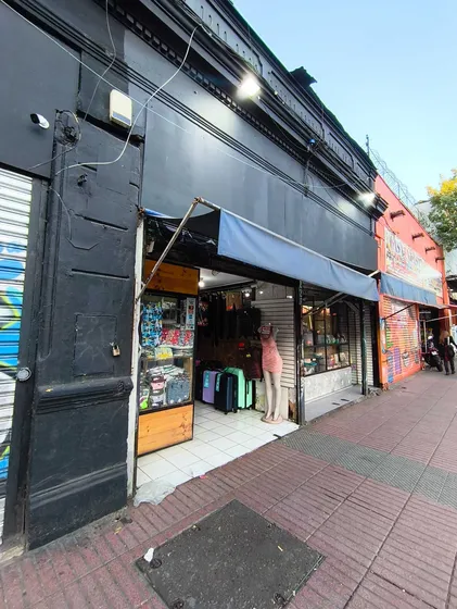 Local Comercial Doble En Recoleta (23470)