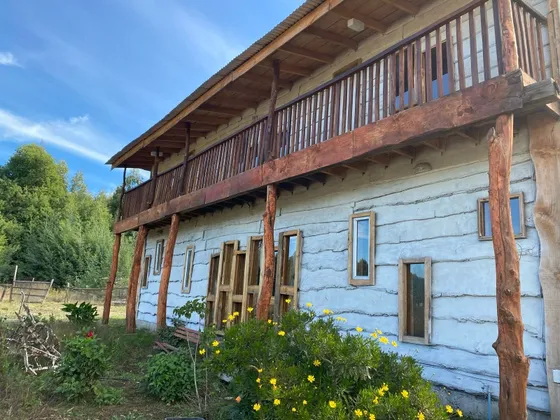 Parcela Con Casa Principal Y Casa Secundaria En 5000 Mts2