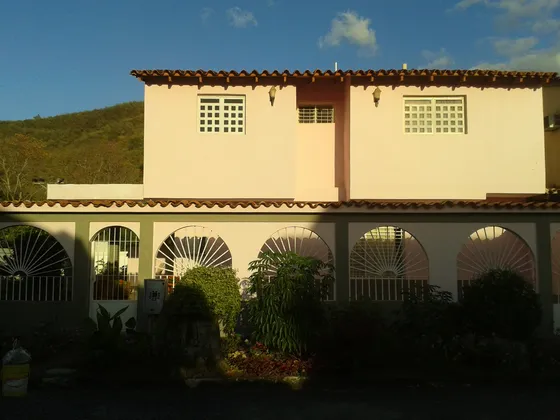 Se Vende Quinta En La Urb El Mangle/carupano Ve02-1444crp-magu