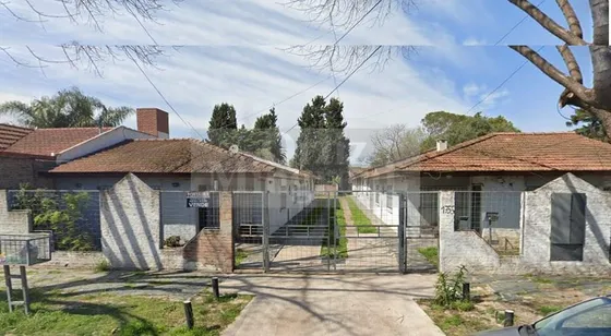 Casa Chalet  En Alquiler En Luis Guillón, Esteban Echeverría, G.b.a. Zona Sur