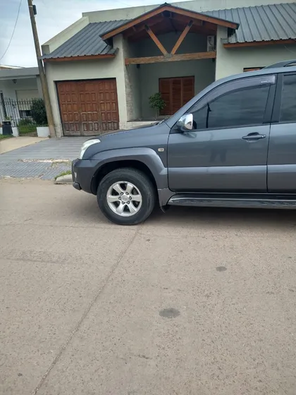 Toyota Land Cruiser 3.0 Prado At