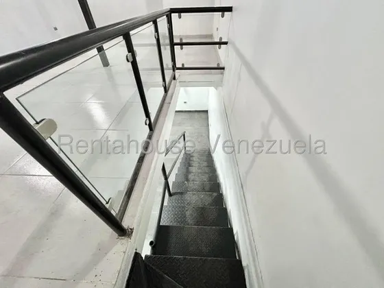  *jl/ ¡este Es Tu Momento! Local En Venta. Barquisimeto,  Centro  Lara, Venezuela/jose Lopez/ #  25-16228  / 53 M² 