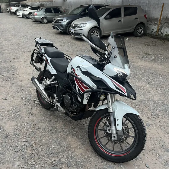 Benelli Trk 251 (2022) Liquido