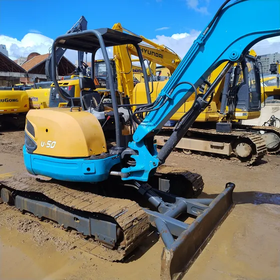 Mini Escavadeira Kubota U50-5, 2013 Peso Operacional 4765ton