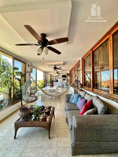 En Venta Amplia Casa Quinta Ubicada En La Urbanización Paraíso I. Pampatar