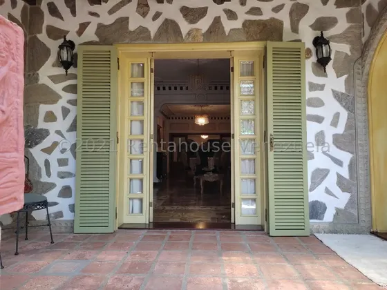 Te Lo Tengo Casa En Venta En Vista Alegre Mls #23-22168