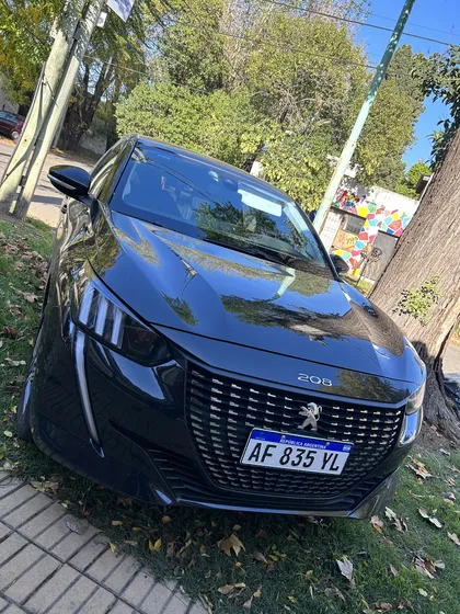Peugeot 208 1.6 Feline Tiptronic