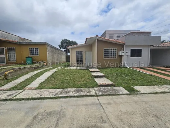 Milagros Inmuebles Casa Venta Cabudare Lara Prados Del Golf Economica Residencial Economico Código Inmobiliaria Rent-a-house  25-511