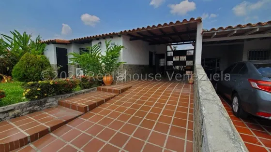 Milagros Inmuebles Casa Venta Cabudare Lara Av Intercomunal Barquisimeto Acarigua La Campiña Economica Residencial Economico Código Inmobiliaria Rent-a-house  24-21361