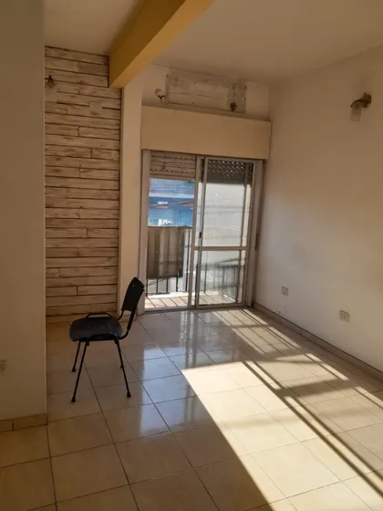 Departamento En Venta  Sobre Av. Vergara Villa Tesei 
