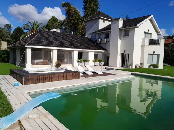 Casa En Nautico De Escobar