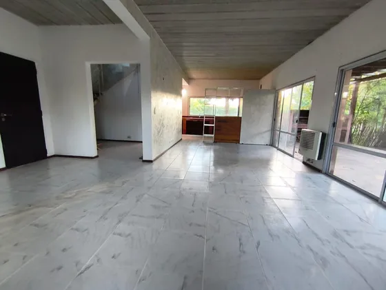 Casa En Venta La Cuesta Manzanares Con Pileta