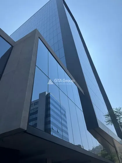Arriendo Local Comercial 191 M2. Manuel Montt